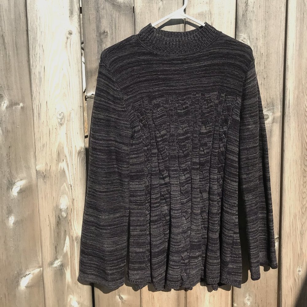 Sweater,  Gray Marled Knit  Size Small